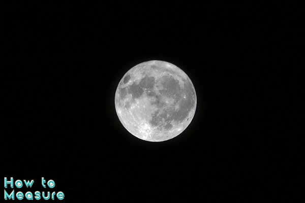 white-full-moon