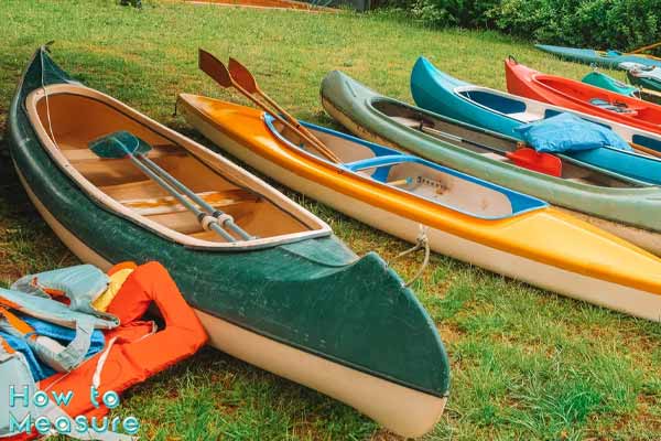 15 feet Canoes and Kayaks