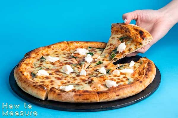 How Big is a 14-Inch Pizza?