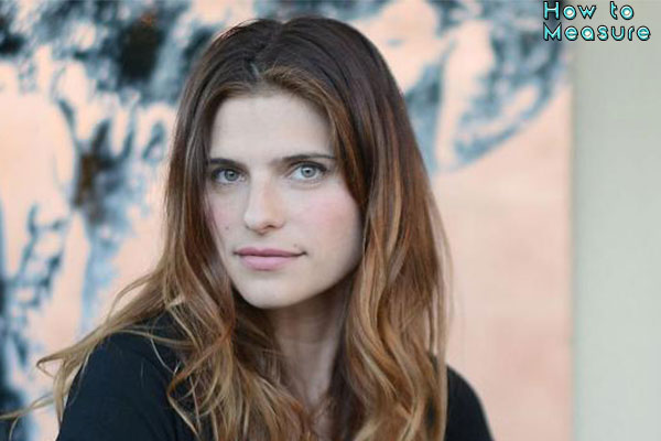 Lake Bell Measurements: Height, Weight, Bra Size, Shoe Size
